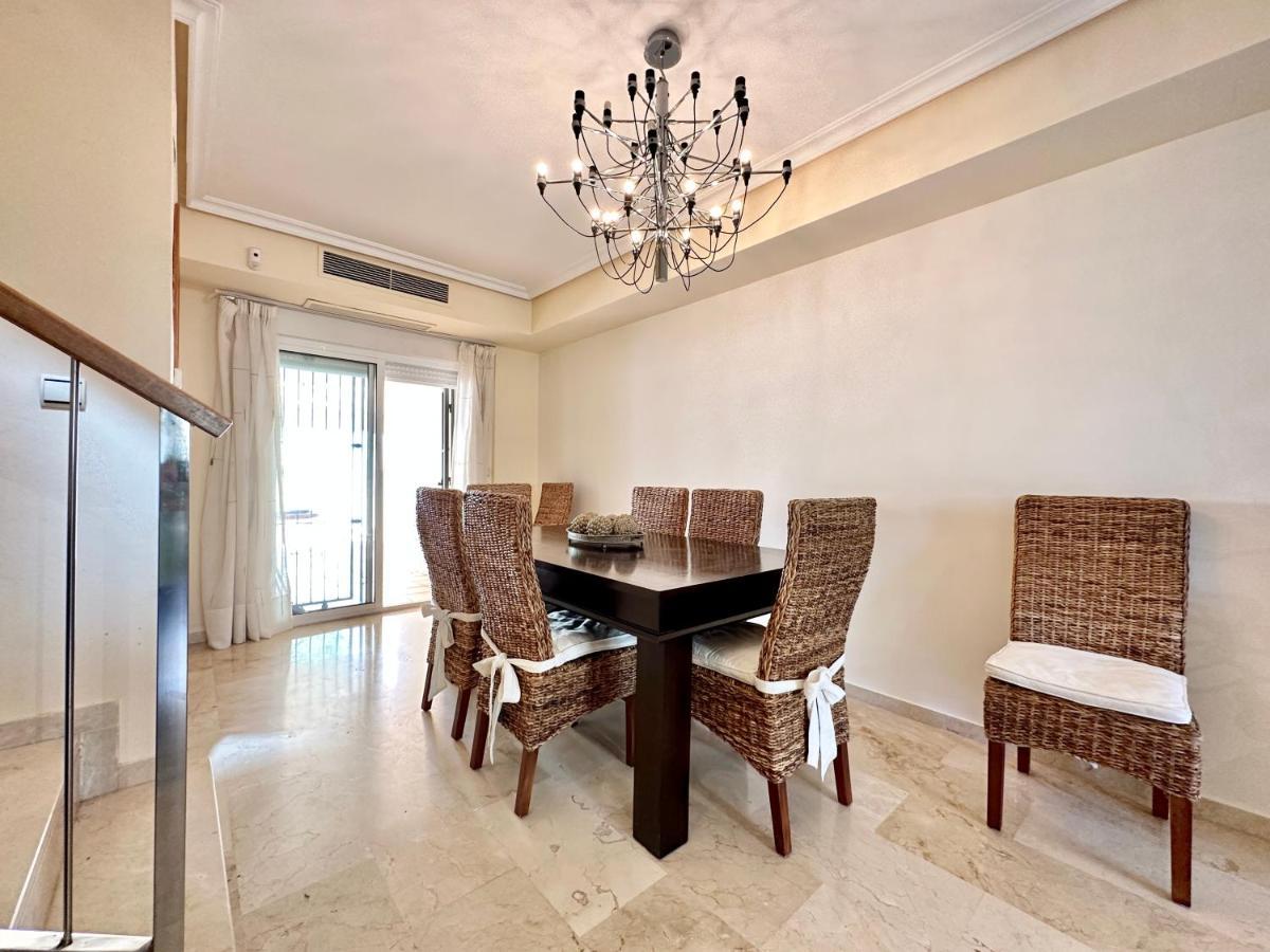 מארבלה El Arenal Townhouse By The Beach With Swimming Pool - Eaw Homes מראה חיצוני תמונה