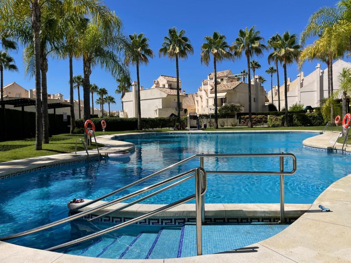 מארבלה El Arenal Townhouse By The Beach With Swimming Pool - Eaw Homes מראה חיצוני תמונה